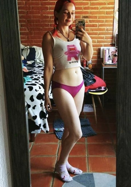 Litzia Moon ポルノスター 独占 写真