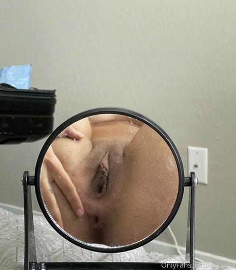 背が高くて巨乳のOnlyFans ポルノ 画像