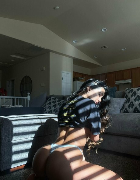 フィリピン人オンリーファンズ ポルノグラフィック 画像