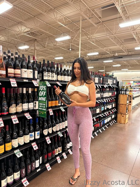 興奮した看護師OnlyFans アートヌード 画像