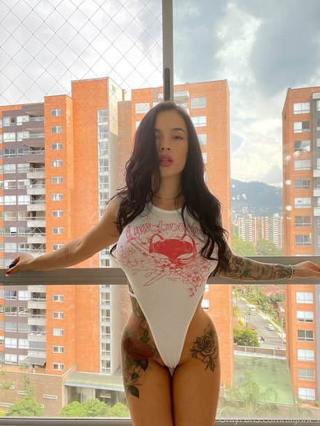 オンリーファンズでのセクスティング アート裸 アーカイブ