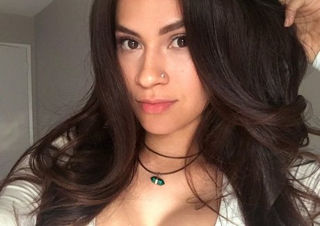 xxx エボニー オンリーファンズ アートポルノ 写真