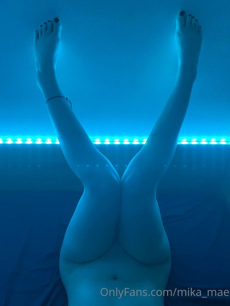 Mika Mae 裸モデル 写真