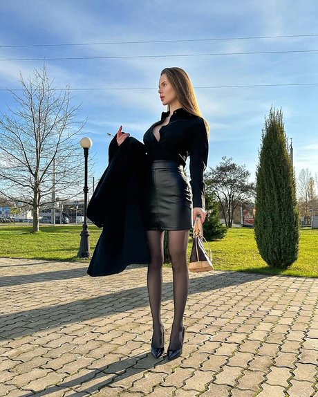 主観視点の手コキOnlyFans 無料アダルト 写真