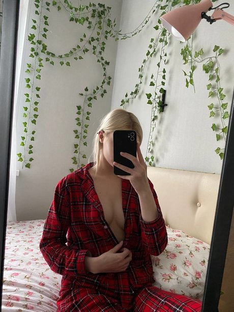 熟女乱交OnlyFans セクシー裸 写真