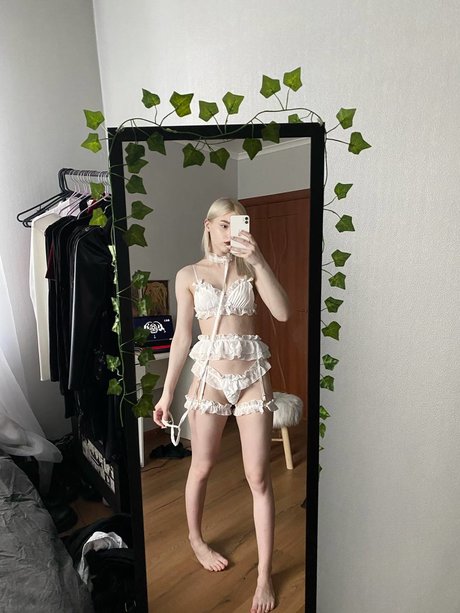 Allotropp ポルノスター 可愛い ギャラリー