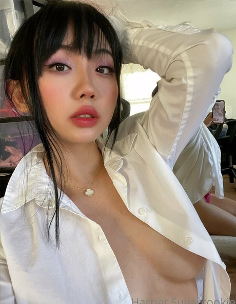 JOIティーンオンリーファンズ アートヌード 画像