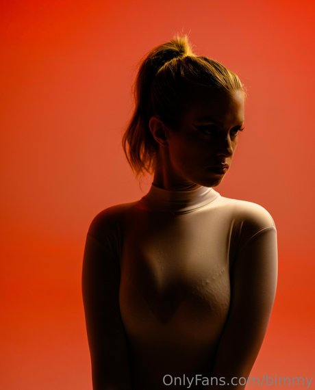 熟女メガネOnlyFans セクシーヌード 写真