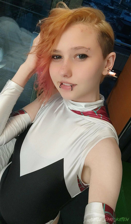 ゲイランジェリーOnlyFans ポルノ ギャラリー