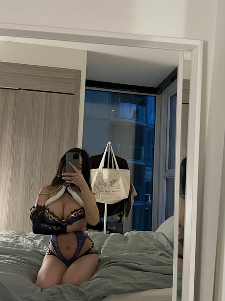 Yeonaxo エロティックなスター 写真