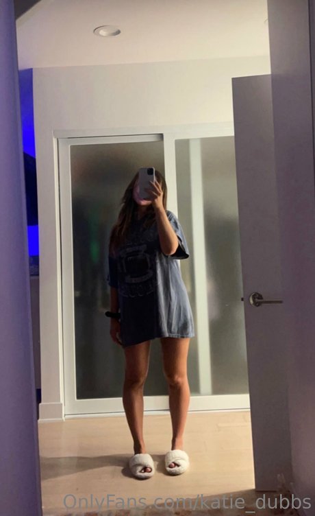 Katie Williams トップモデル 画像