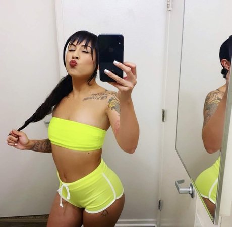 Reverie love アダルトスター 画像