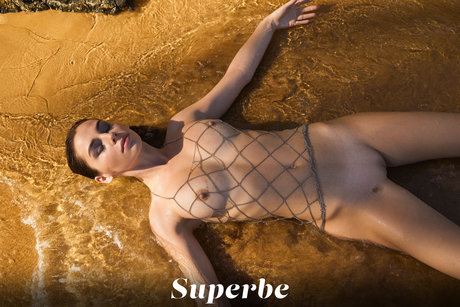 プリティオンリーファンズ ポルノグラフィック 写真