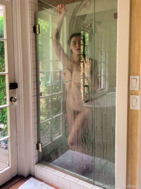 大学生カップルのオンリーファンズ セクシーヌード ギャラリー