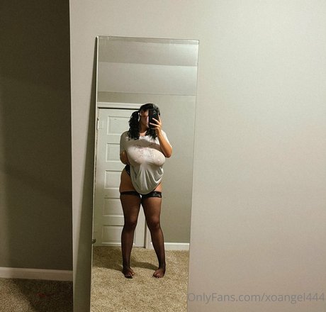 お金 オンリーファンズ 無料ヌード 写真