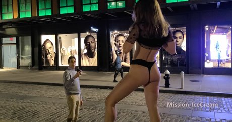 アマチュアヌードオンリーファンズ セクシー裸 写真