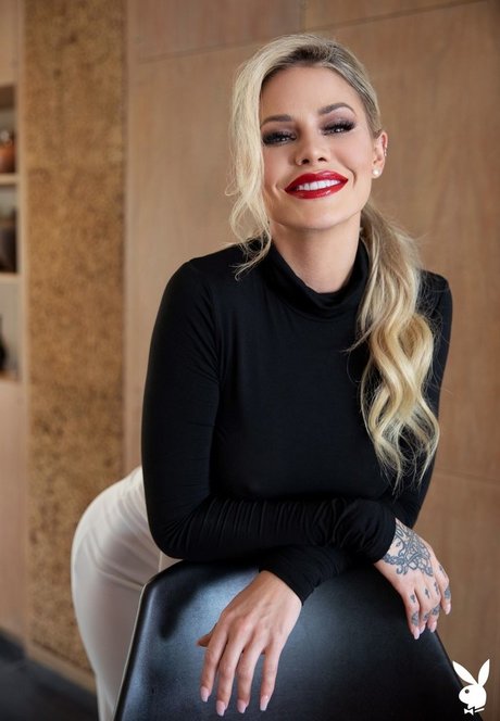 痩せたアジア人ティーン OnlyFans 美しい 写真