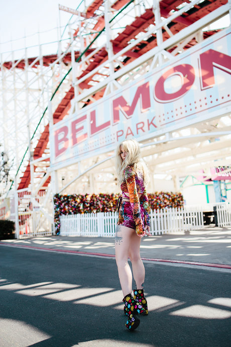 曲線美のラテン系オンリーファンズ セクシー 写真