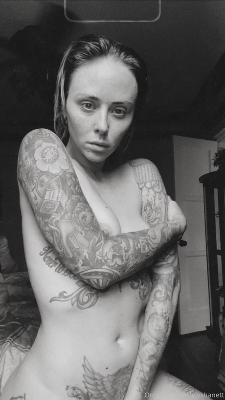 金髪レズビアンオンリーファンズ 美しい裸 ギャラリー