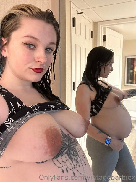 巨乳義母OnlyFans セクシー裸 画像