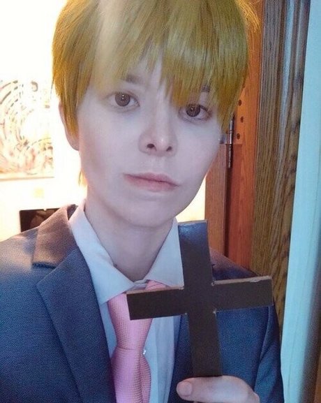 ラバーオンリーファン 裸 画像