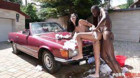 大きなチンポをしゃぶるOnlyFans 素敵 画像