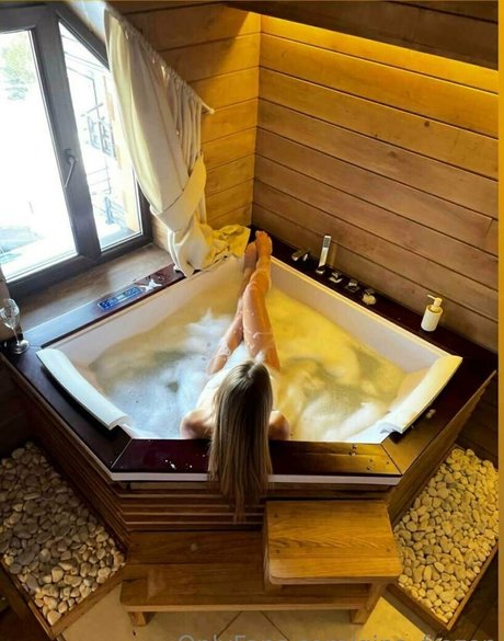 Gina Frozen セックスモデル 画像