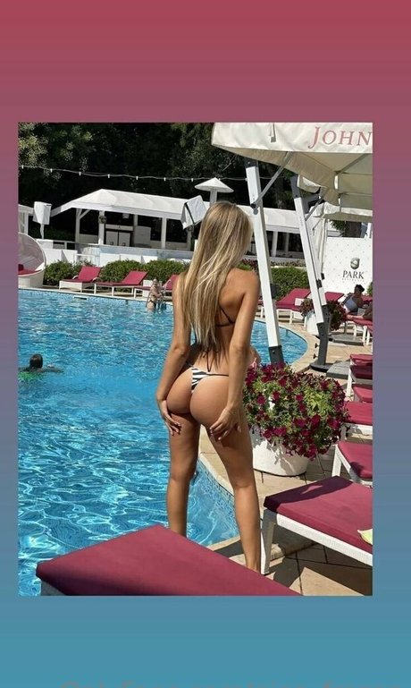 Gina Frozen ポルノスター セクシー 画像