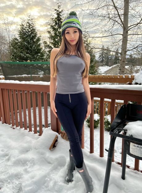 Faye Miah ポルノスター ヌード 写真