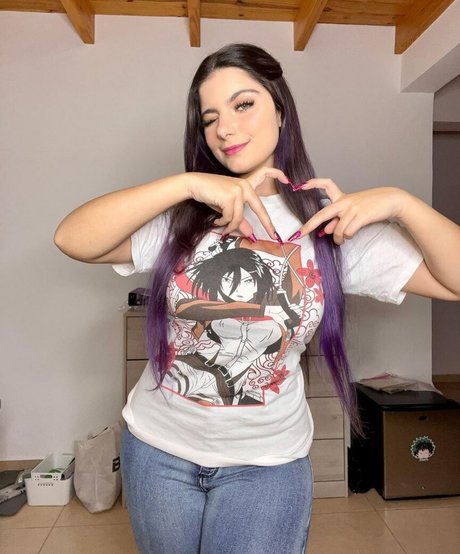 ブッシュ・オンリーファンズ 無料アダルト 画像