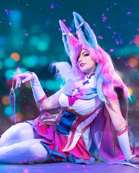 ブッシュ・オンリーファンズ アダルト 画像