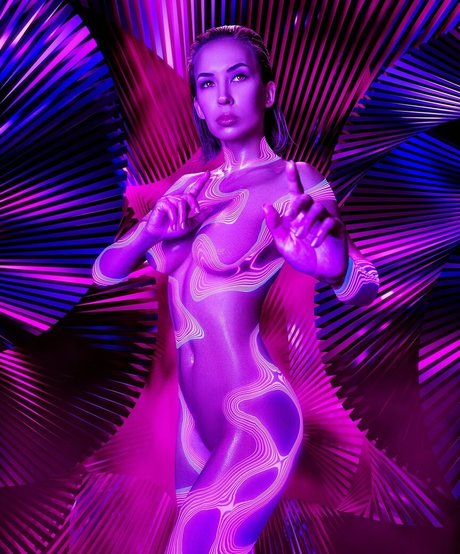 アジア人 ノーPPV オンリーファンズ セクシー 画像