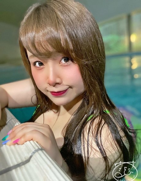 ブラジルの猫オンリーファンズ 無料エロ 写真