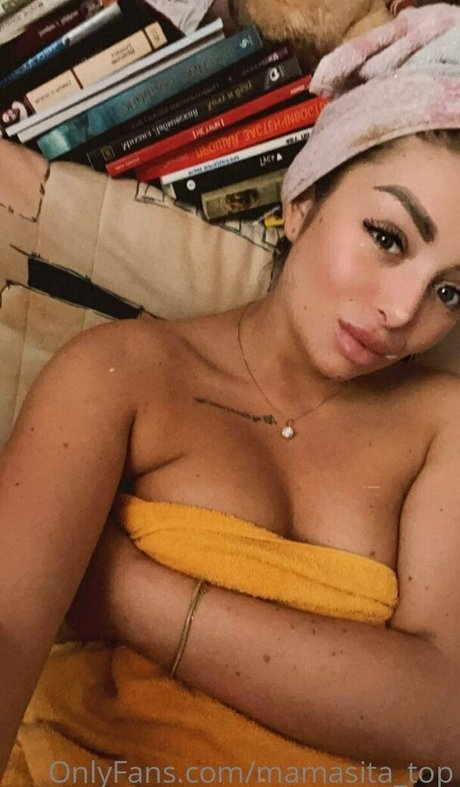 巨乳ブルネットオンリーファンズ ベスト 写真