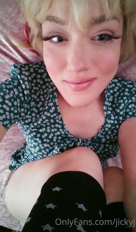 BBWシーメールオンリーファンズ HD 写真