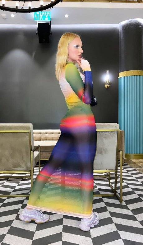 巨大な天然おっぱいオンリーファンズ ホットxxx 画像