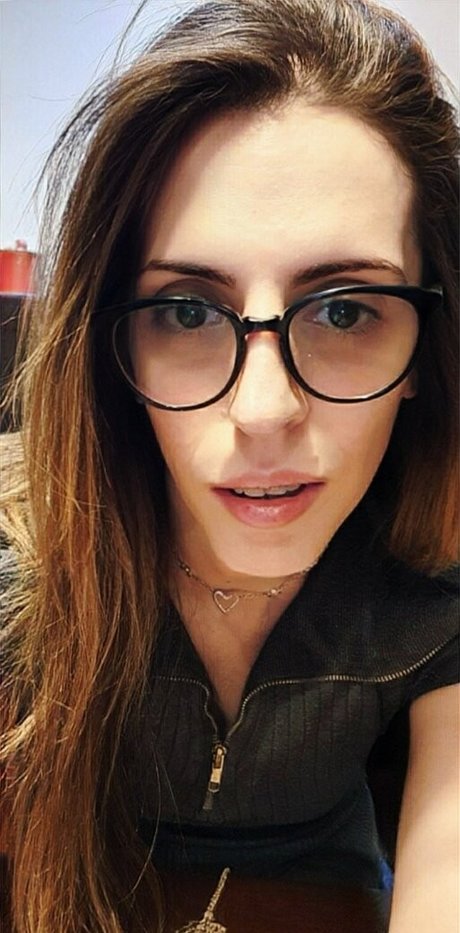 ママの足OnlyFans 無料ポルノ 写真