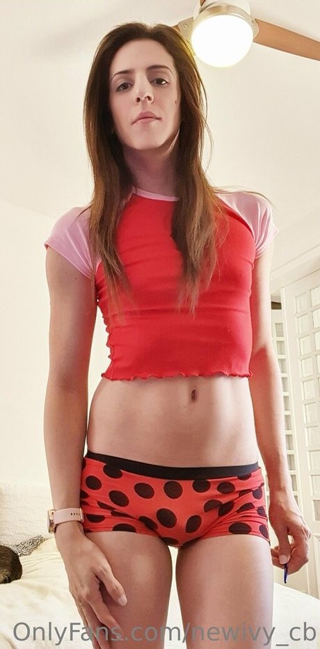 背が高くて巨乳のOnlyFans 無料ポルノ 写真