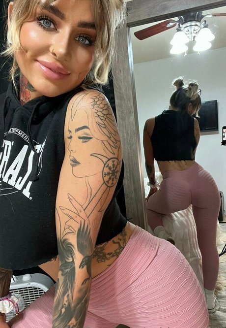 ビデオ通話 オンリーファンズ ヌード アーカイブ