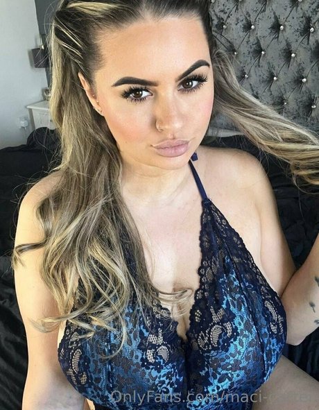 ベラルーシのファンのみ 無料ヌード 画像