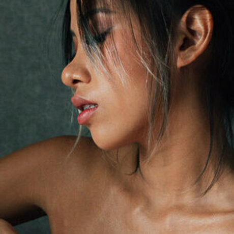 パフィーオンリーファンズ 無料ポルノ 写真