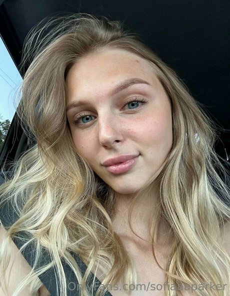 ハロウィン オンリーファン ポルノ 写真