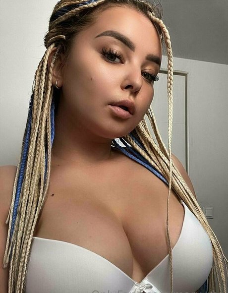 成熟した黒人女性オンリーファンズ 無料 画像