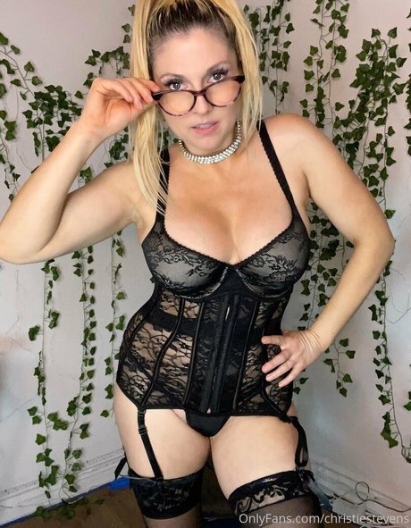 christiestevens ポルノスター ヌード 写真