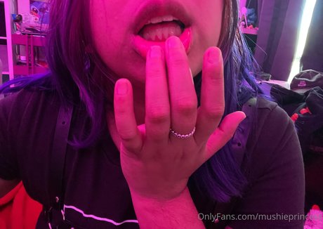 geekie boos ポルノスター アート ギャラリー