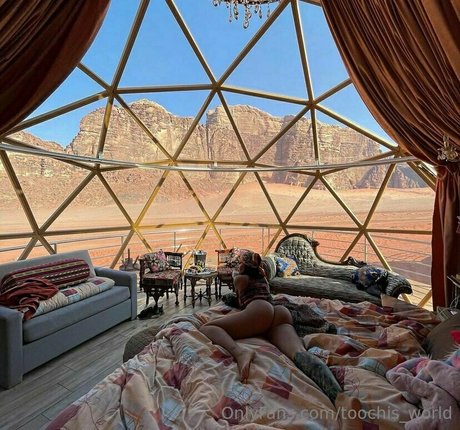 ビデオ通話 オンリーファンズ HD 写真