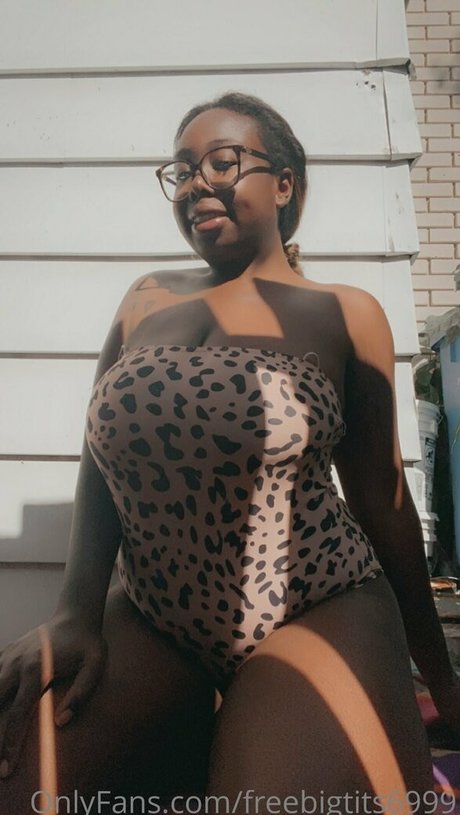 freebigtits6999 トップポルノスター 画像