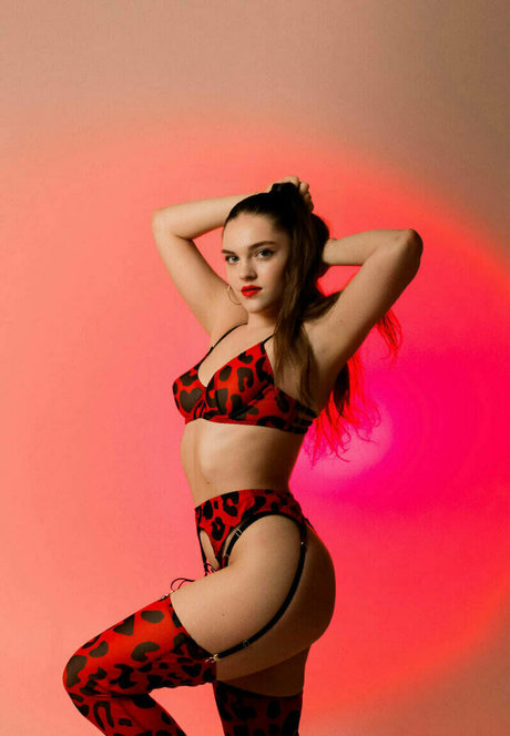 ぽっちゃり黒人OnlyFans 無料ヌード 写真