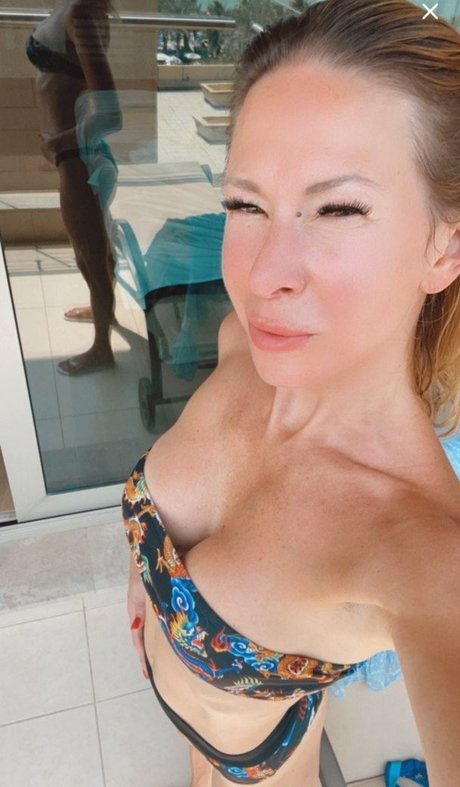 ゲイビデオ OnlyFans 美しい裸 画像