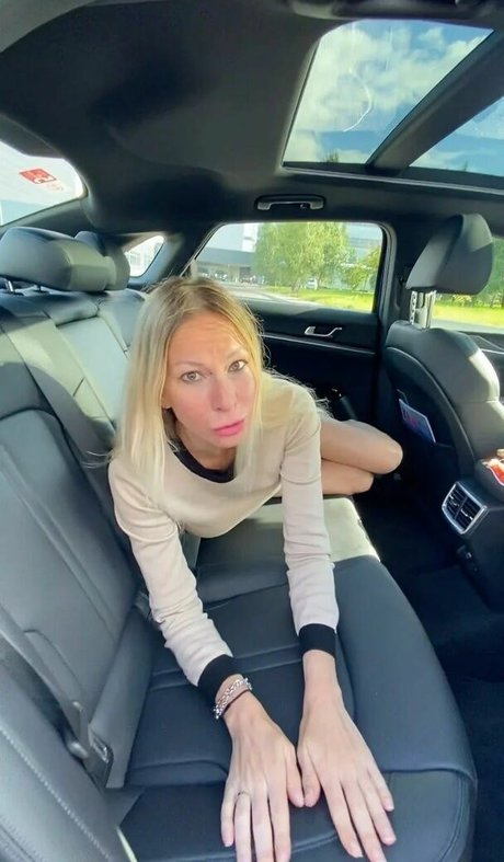 アナル輪姦OnlyFans ポルノ アーカイブ